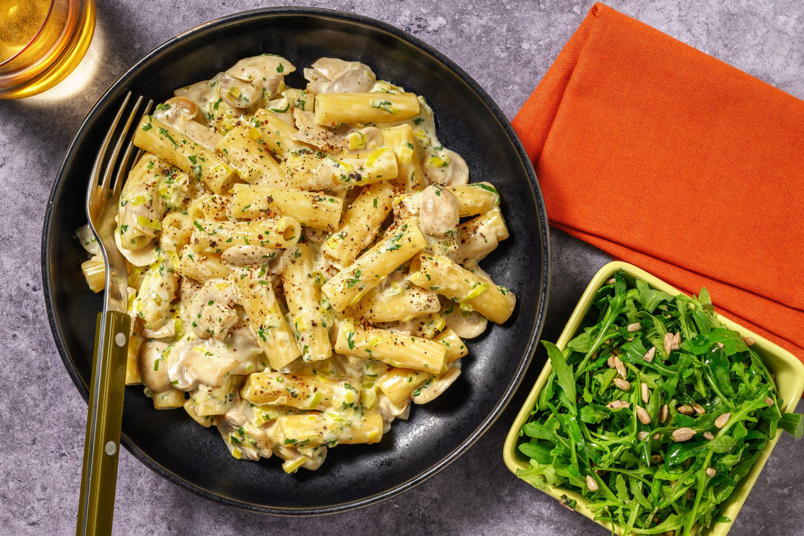 One pot-rigatoni på svamp och purjolök