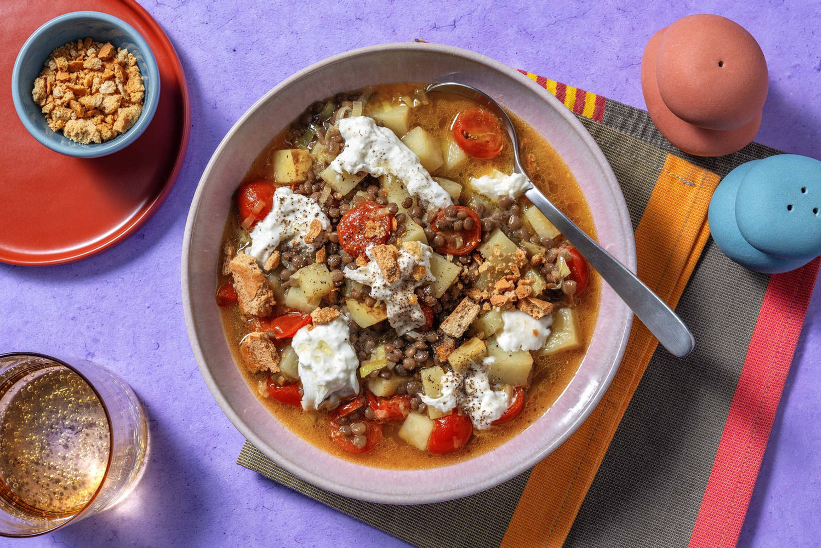 Zuppa di lenticchie e burrata pugliese