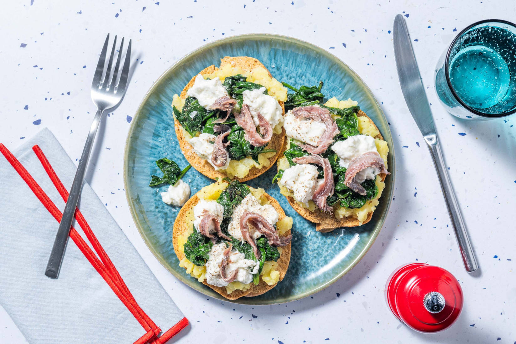 Frisella rustica alle alici e ricotta