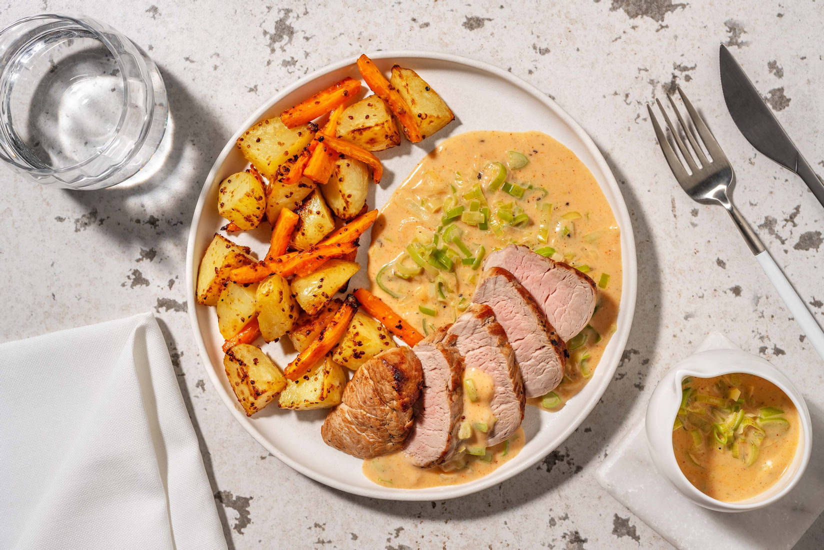 Schweinefilet mit süßem Senf-Gemüse