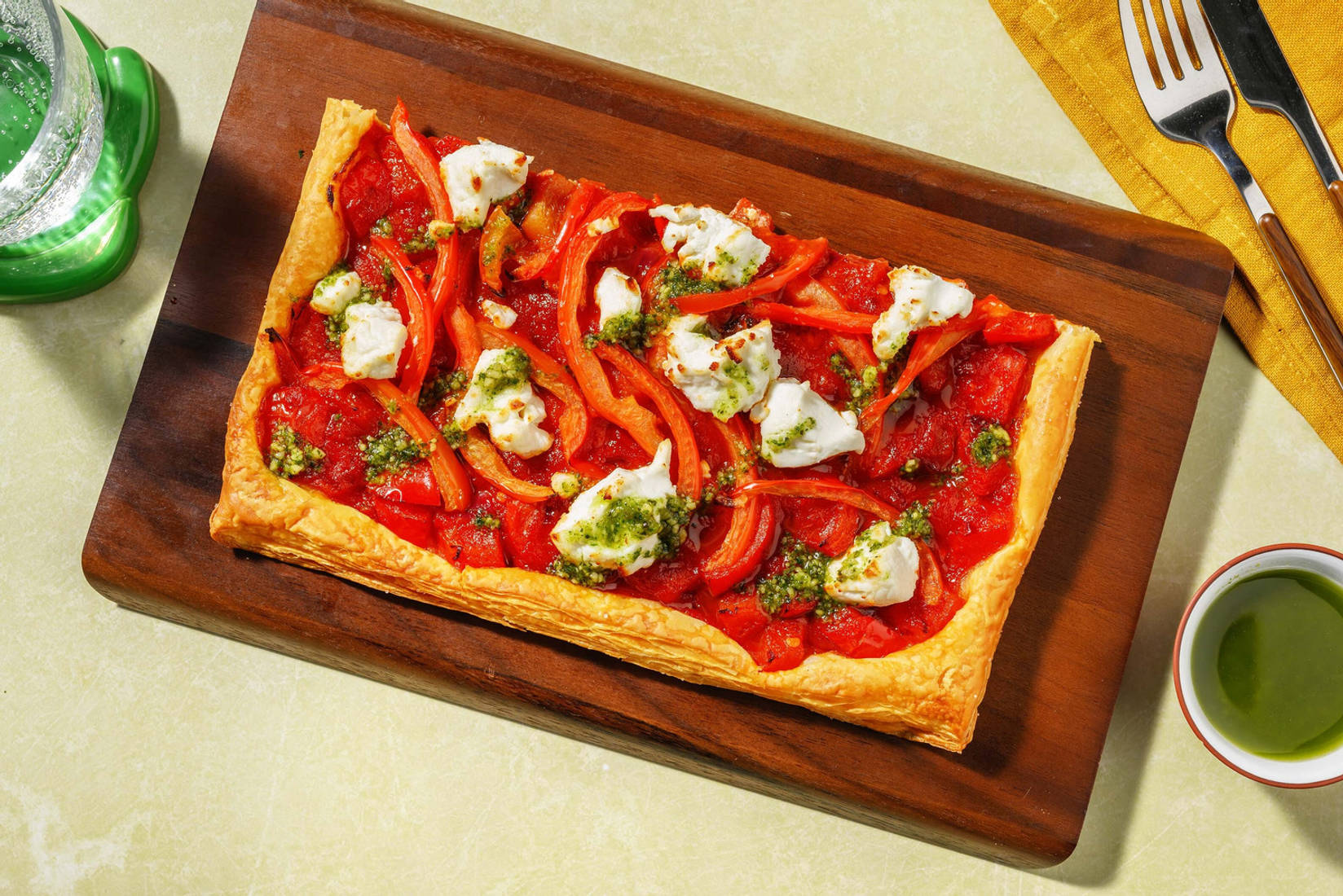 Tarte fine au fromage de chèvre crémeux