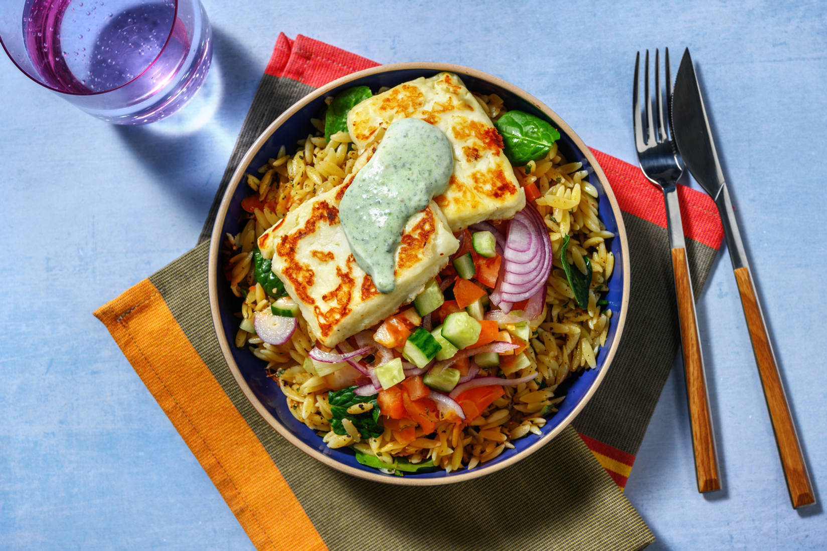 Gresk-inspirert orzosalat