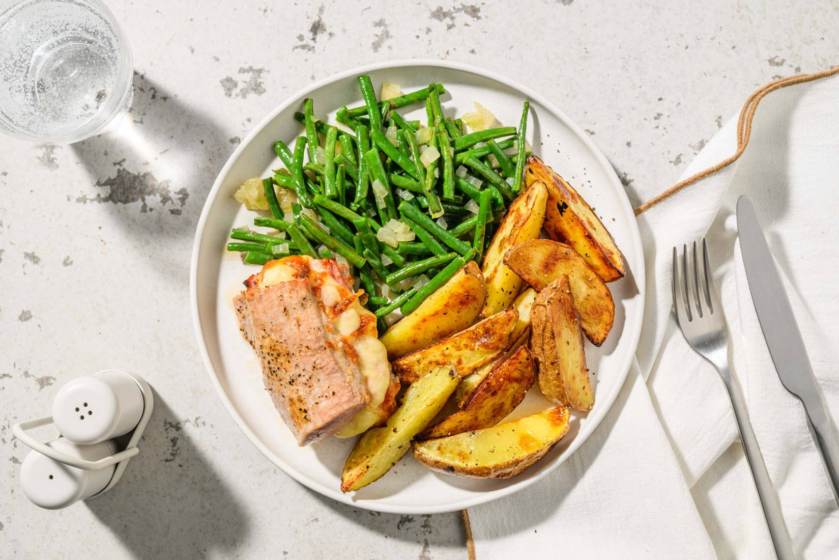 Filet mignon de porc farci au jambon et fromage