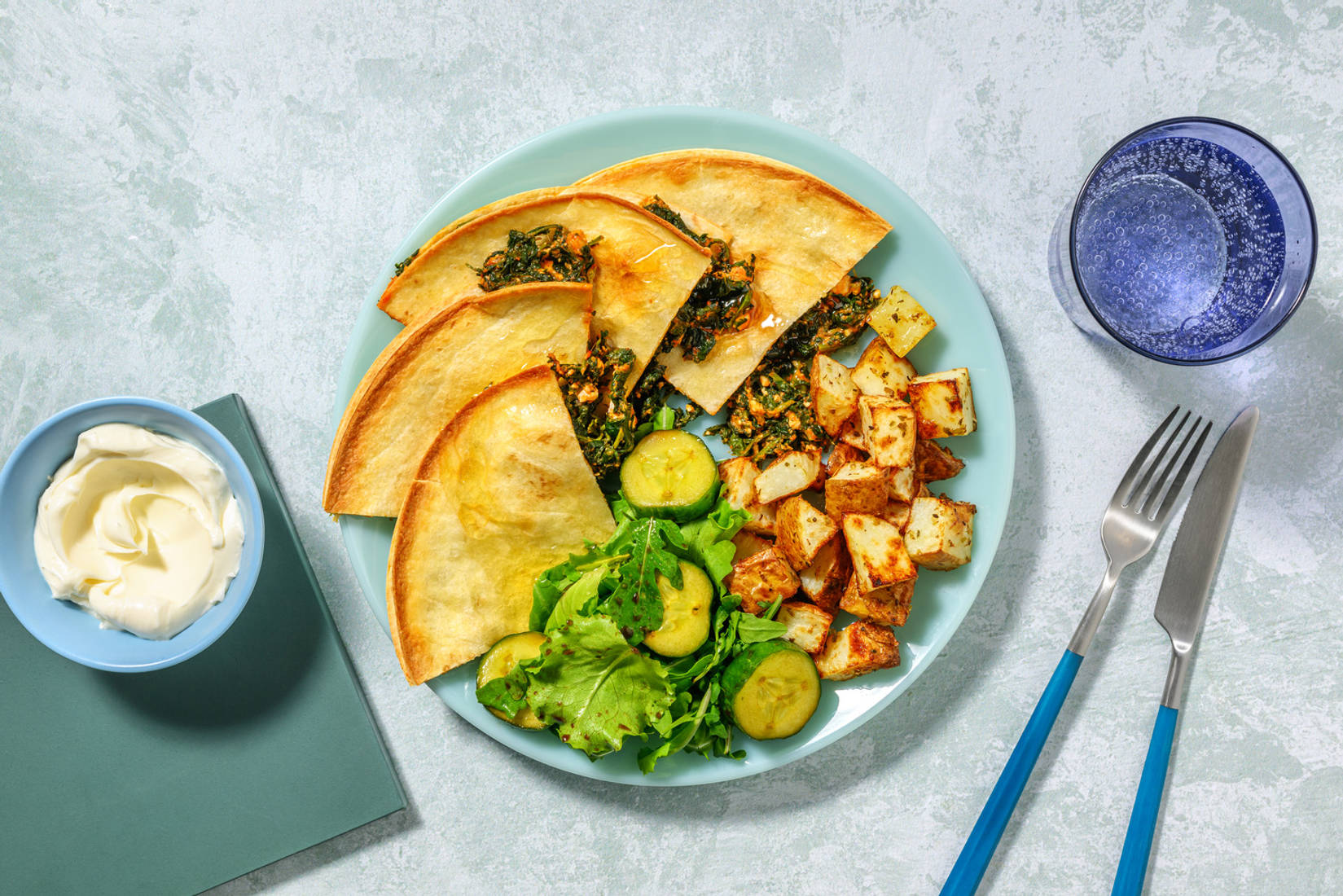 Mini Cheesy Spinach Gözlemes