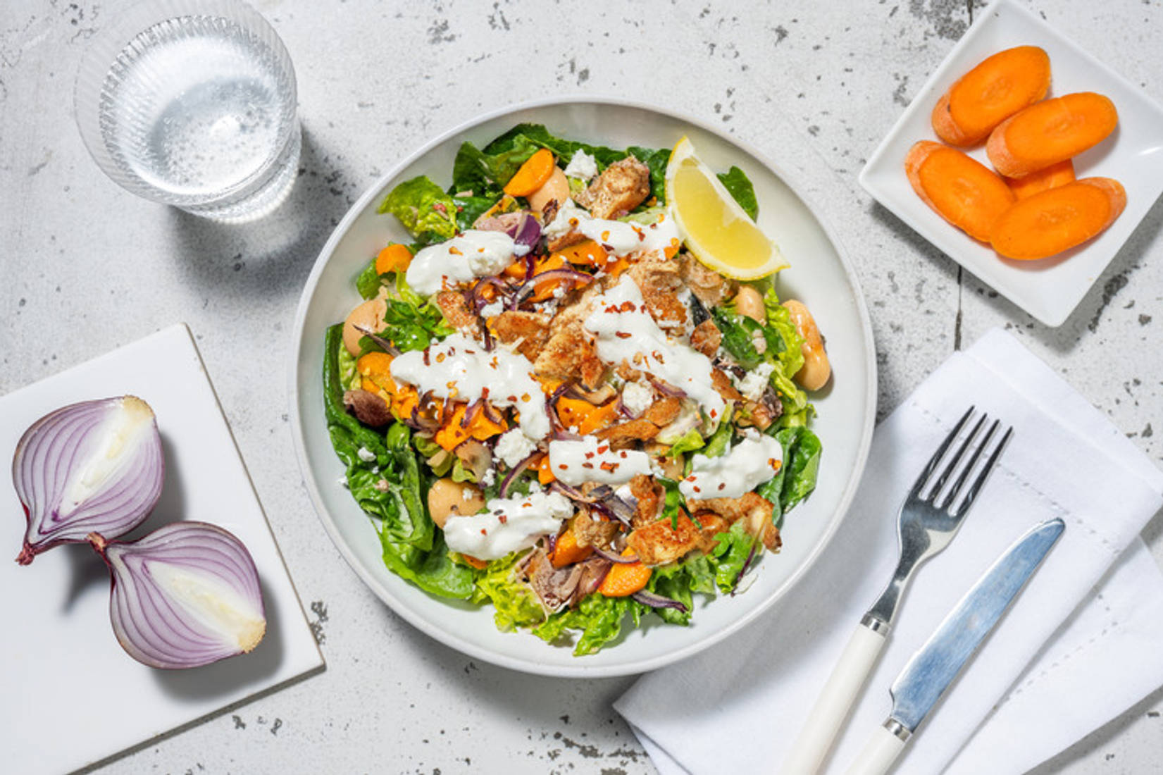 Salat mit Hähnchen und Butterbohnen