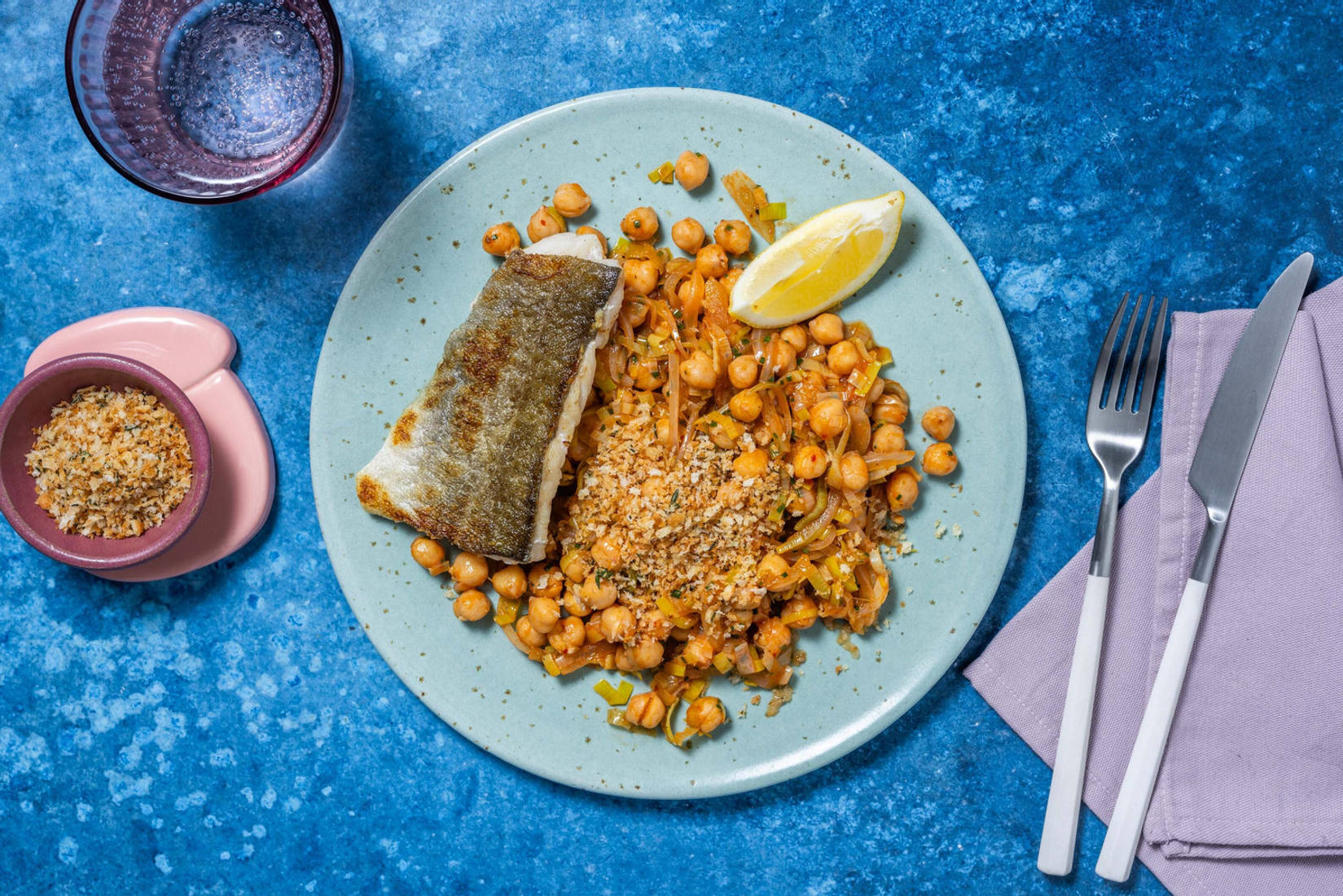 Seehecht getoppt mit Zitronen-Thymian-Panko