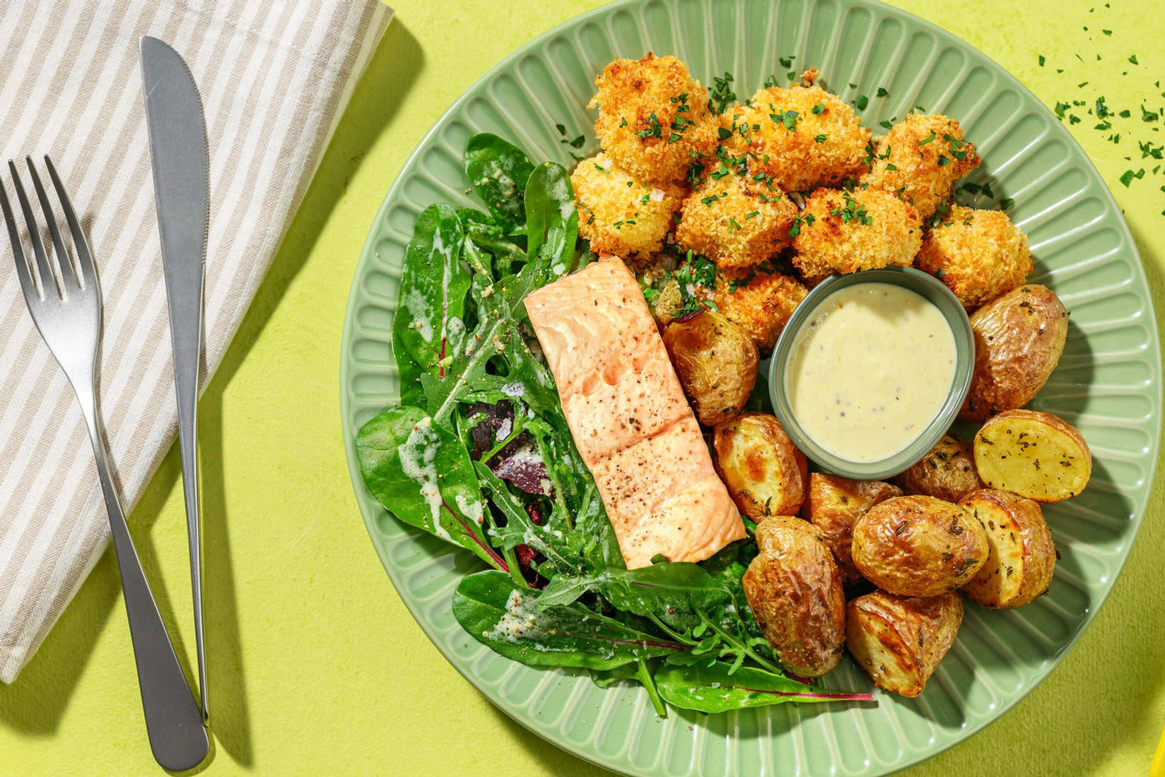 Knusprige Blumenkohl Nuggets mit extra Lachs