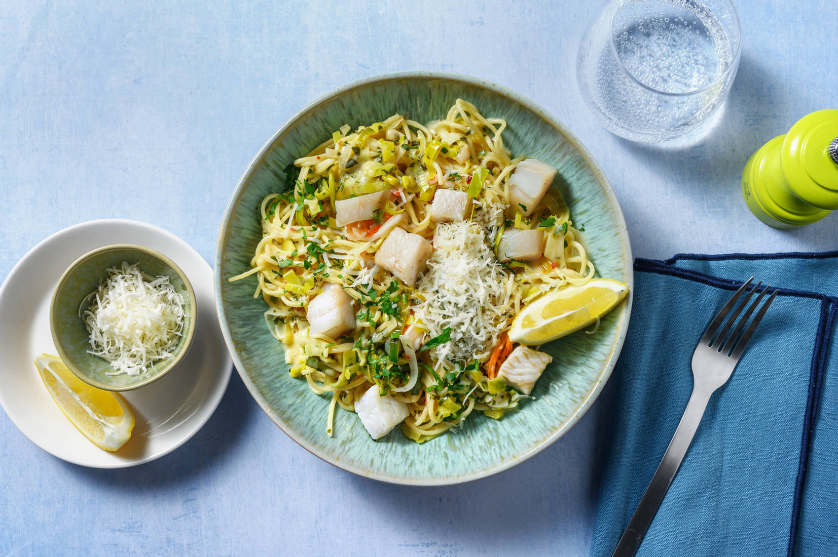 Seelachs auf Spaghetti in frischer Sahnesoße