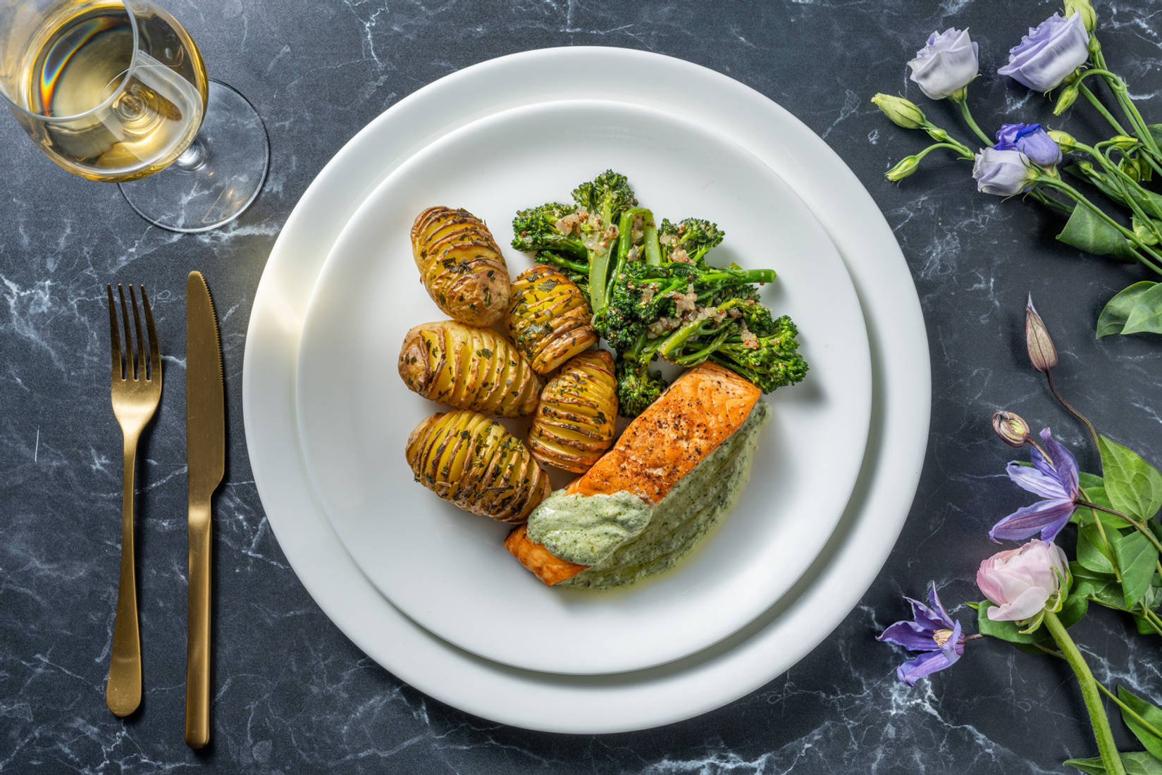 Roasted Salmon and Creamy Pesto Sauce