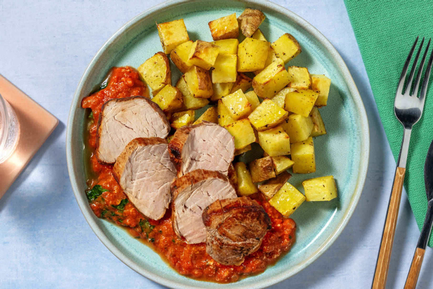 Bio-Schweinefilet mit Basilikum-Frischecreme