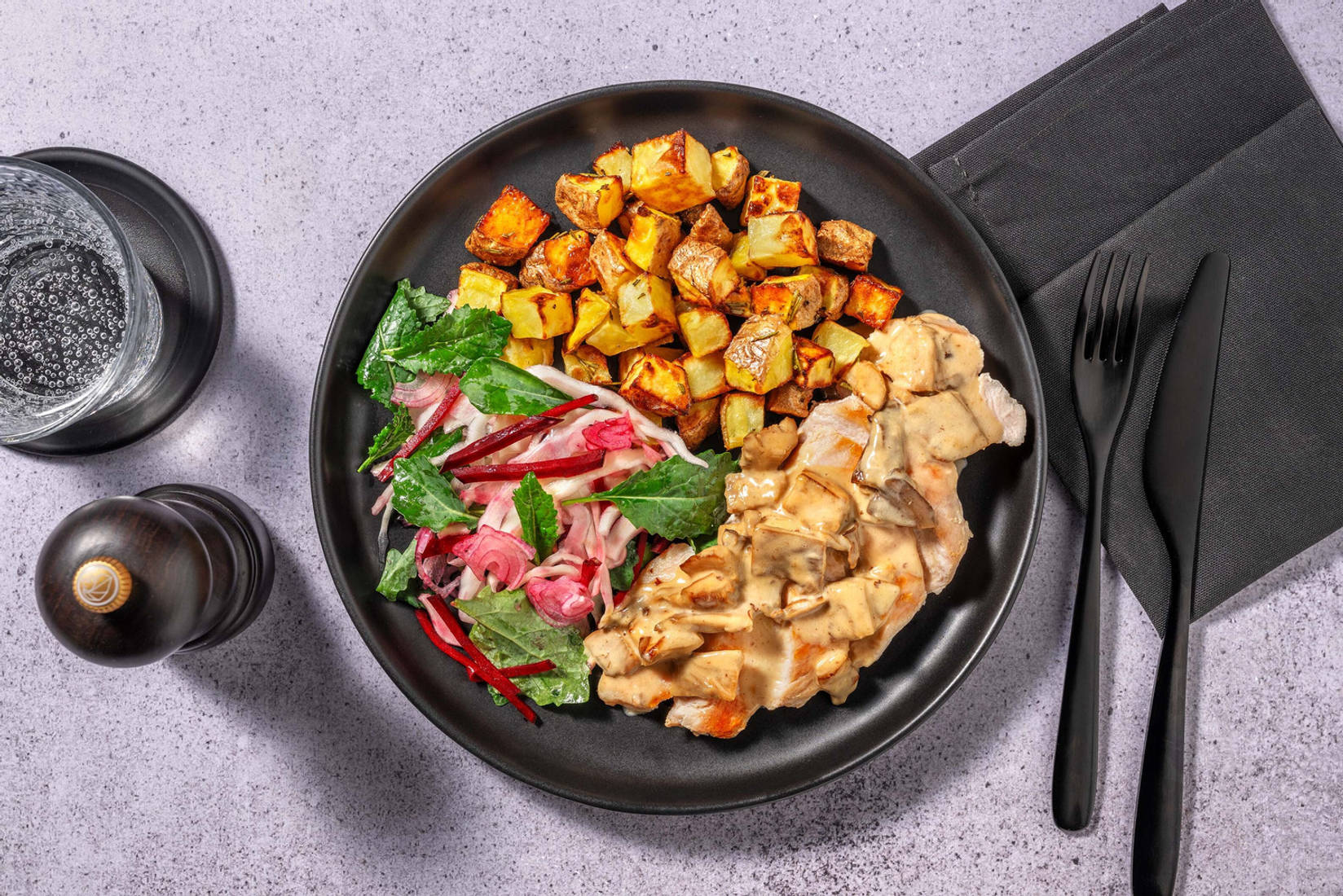 Ovnbagt kylling i cremet svampesauce