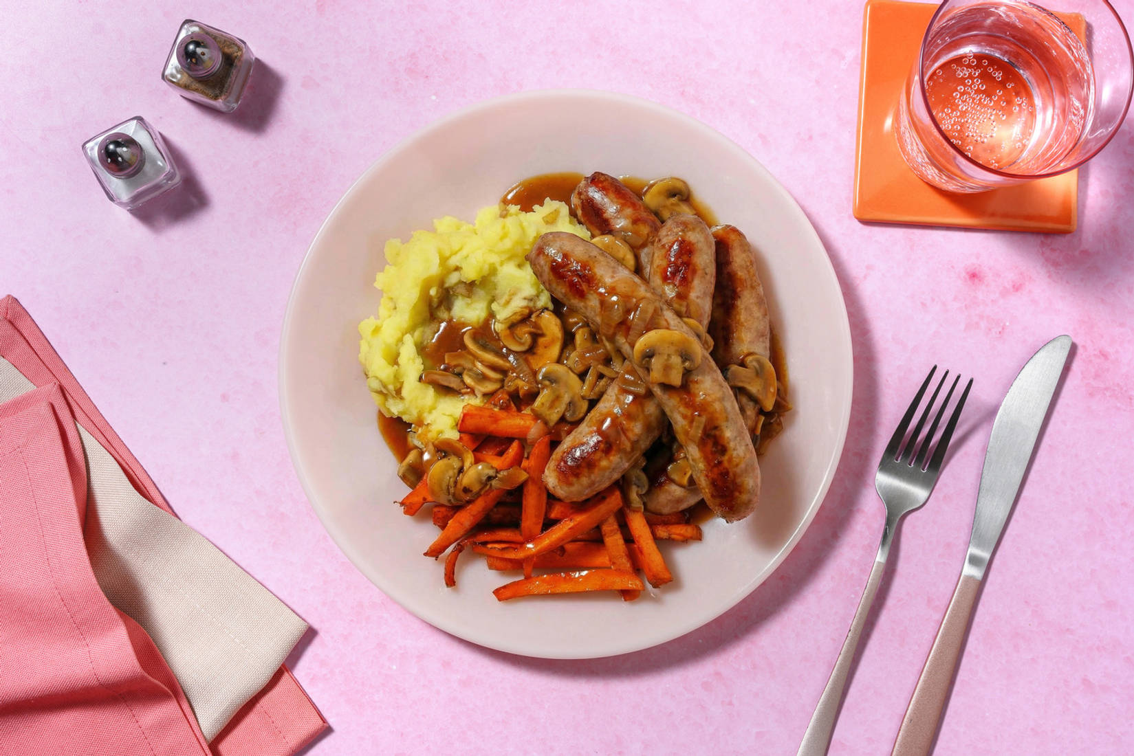 Cosy Double Sausages in Mushroom Sauce