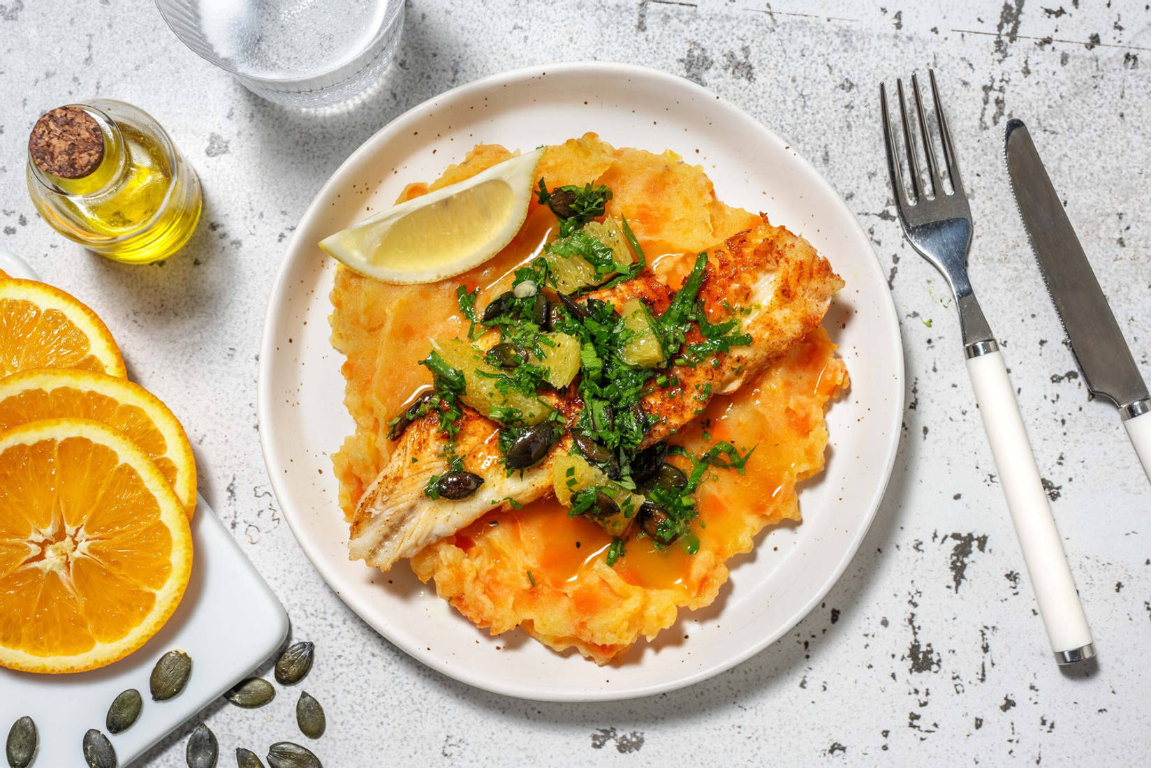 Seehecht mit Zitrus-Gremolata & Gemüsestampf