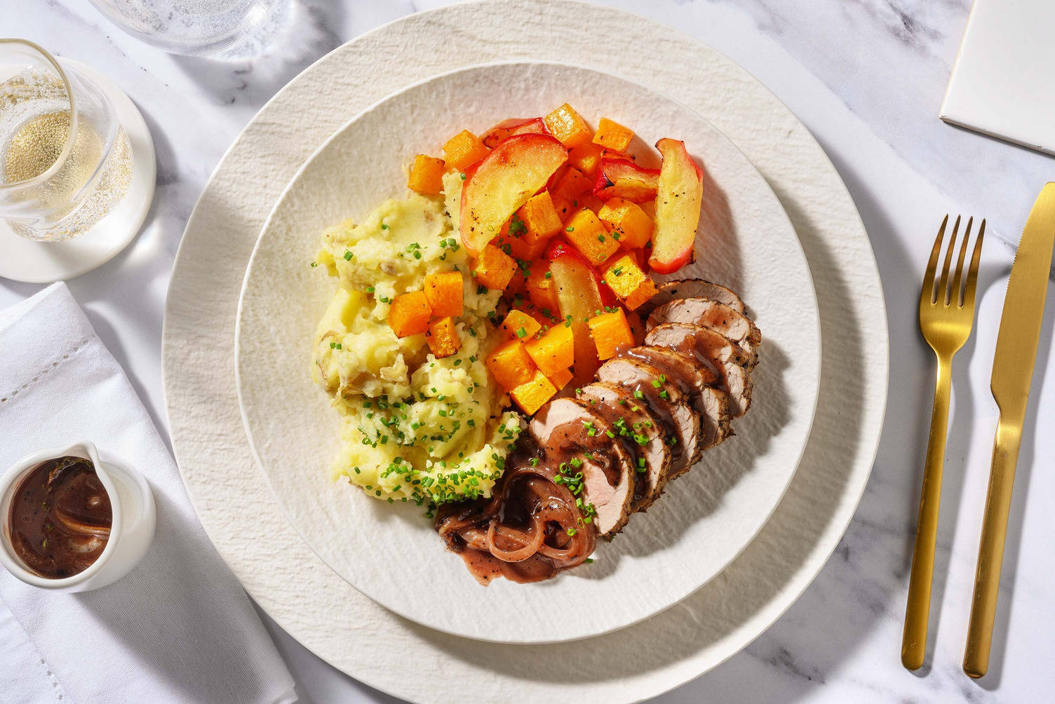 Varkenshaas met rodewijnsaus 