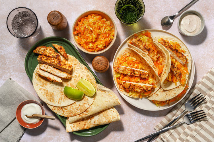 Tortillas al burger di tacchino Tex-Mex e yogurt greco