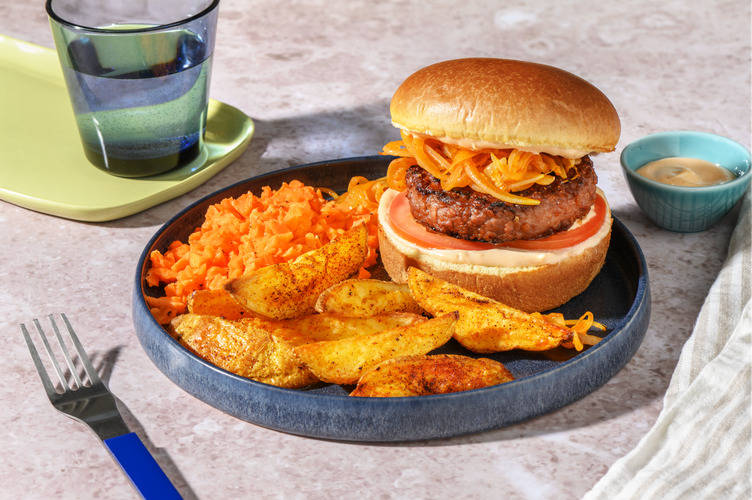 Beyond Meat Burger mit Onion Rings & Tomate