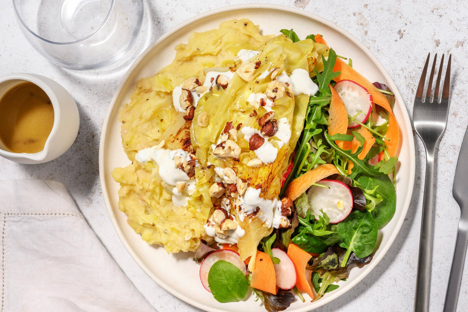 Sotad smörglaserad spetskål