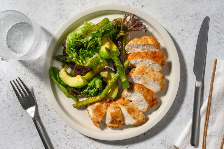 Speedy Seared Kiwi Spice Chicken & Halloumi