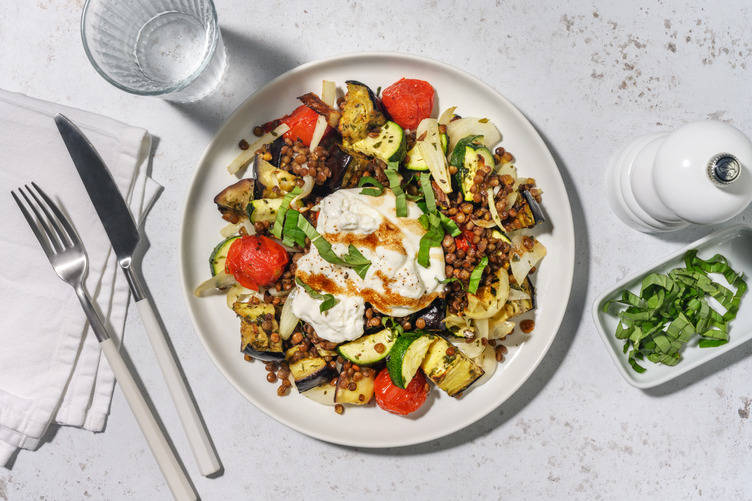 Burrata Lovers: con verduras, lentejas crujientes y salmón