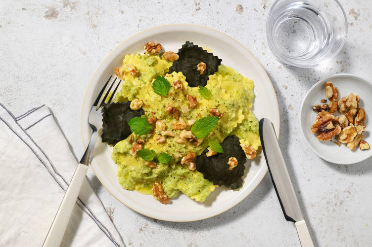 Ravioli di nasello in crema verde