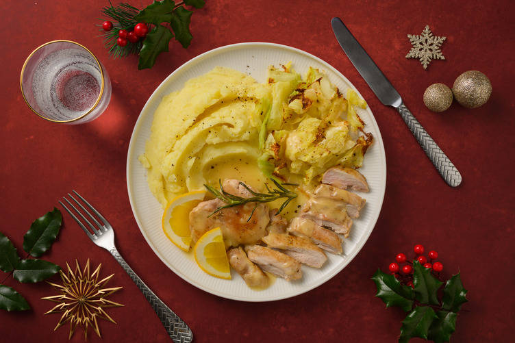 Bistecche di pollo all'arancia e verze gratinate