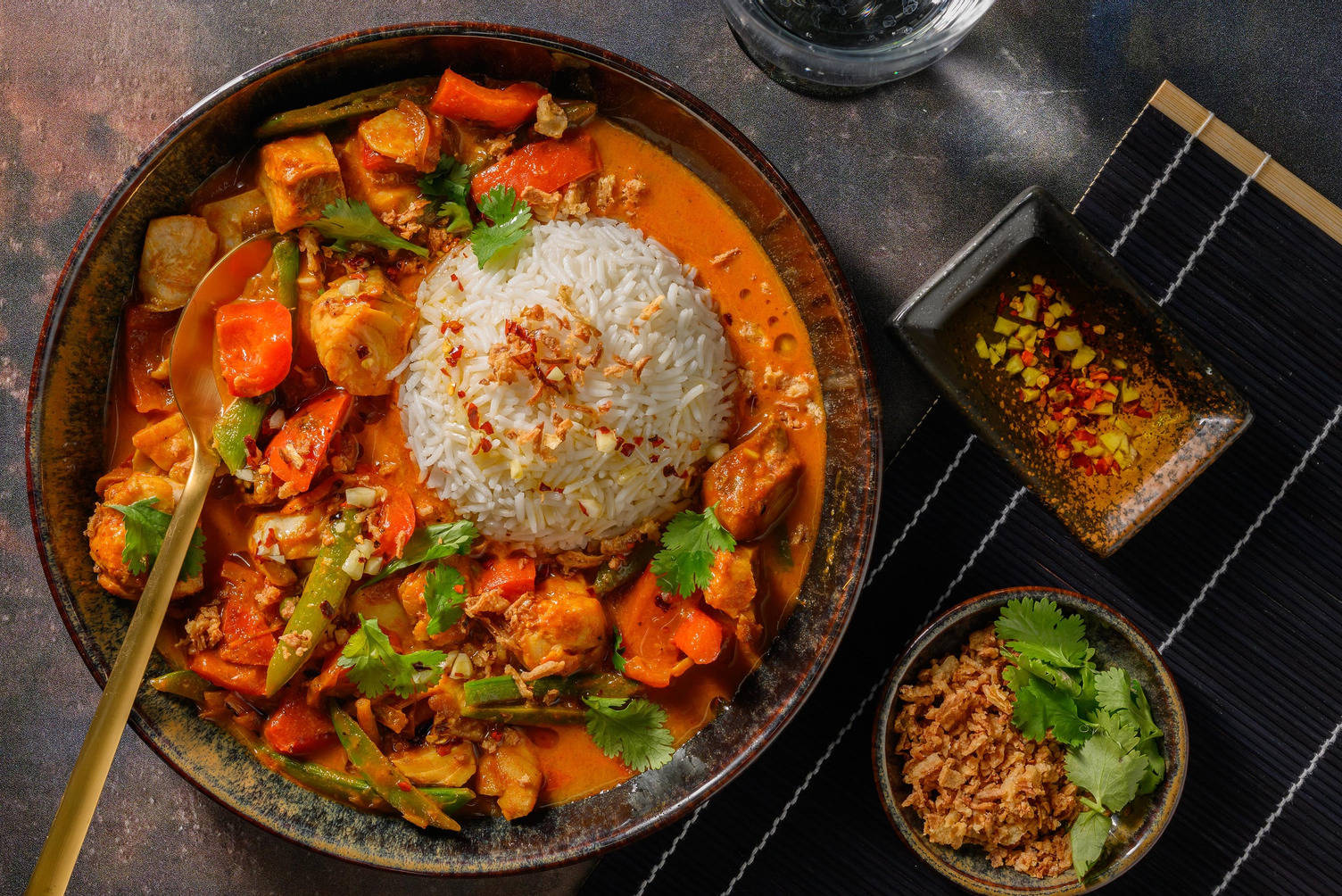 Thailandsk hysekarri med kokosmelk