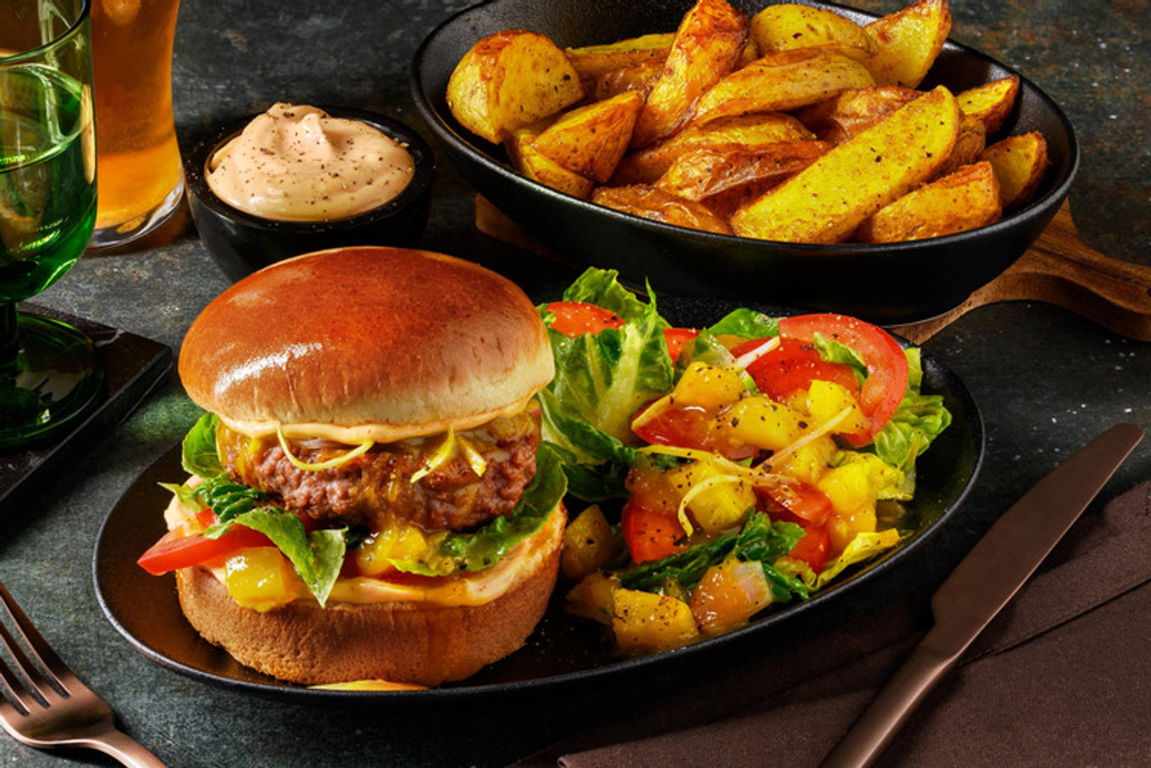 Beyond Meat Burger mit Mango-Chutney