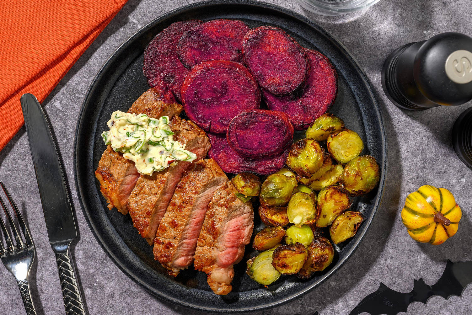 Da urlo! - Tagliata di manzo e rondelle di patate viola