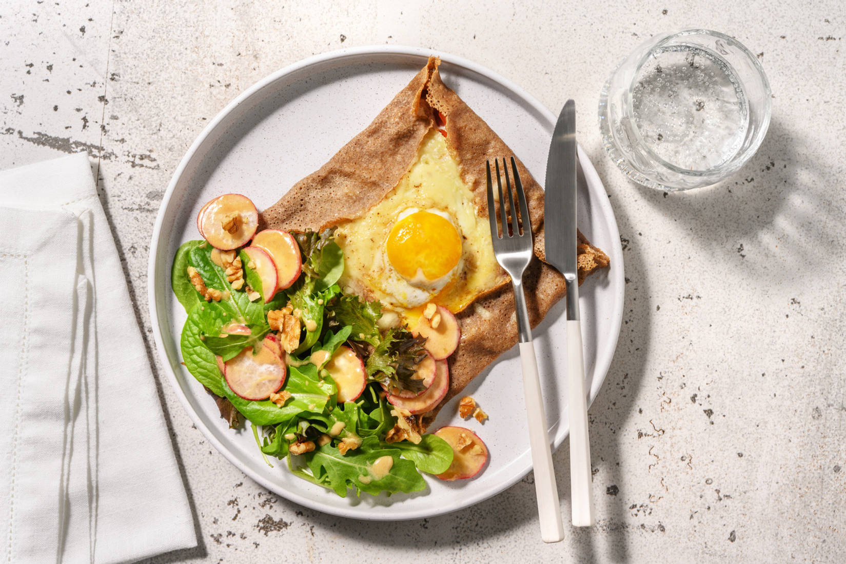 Galette bretonne complète jambon-gouda