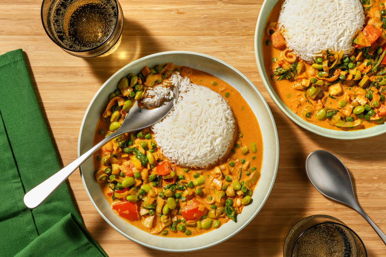 Creamy Pea and Edamame Curry with Tofu