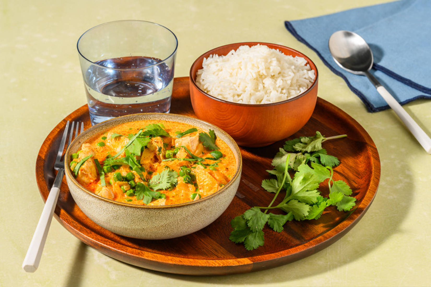 Curry de poulet à la thaï & petits pois