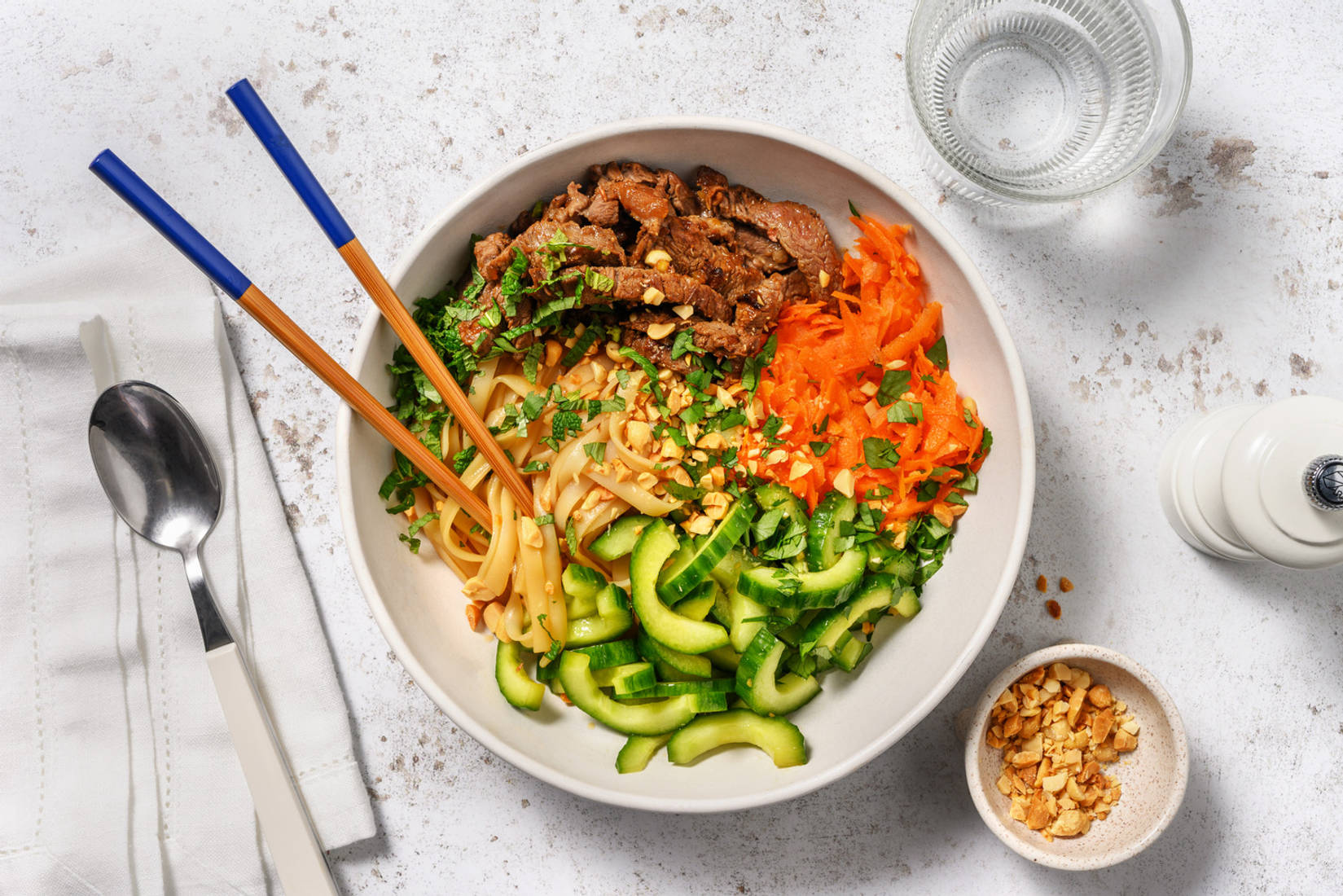 Bò bún vietnamien au poulet sauté