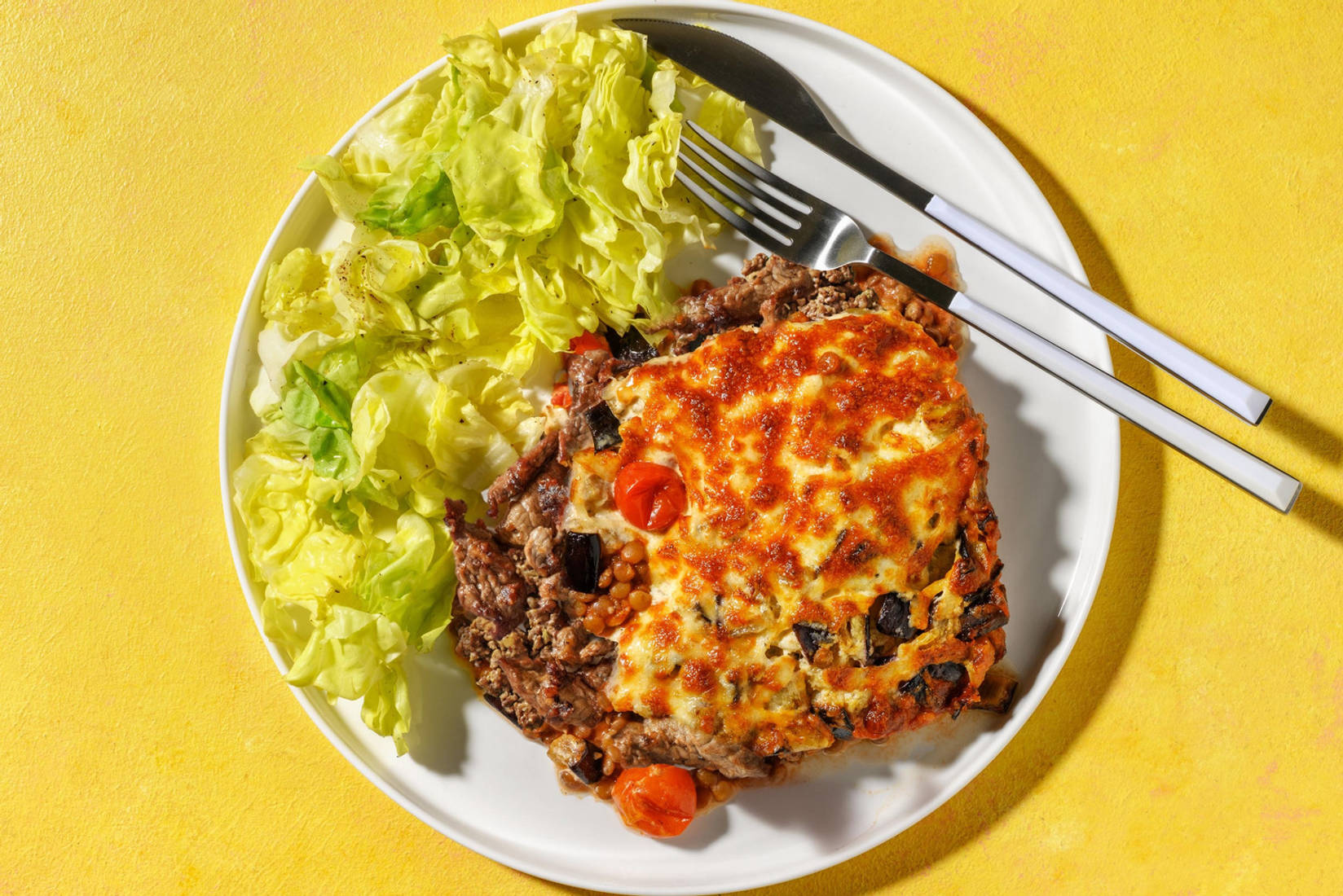 Moussaka mit Linsen, Aubergine & extra Bio-Schweinefleisch