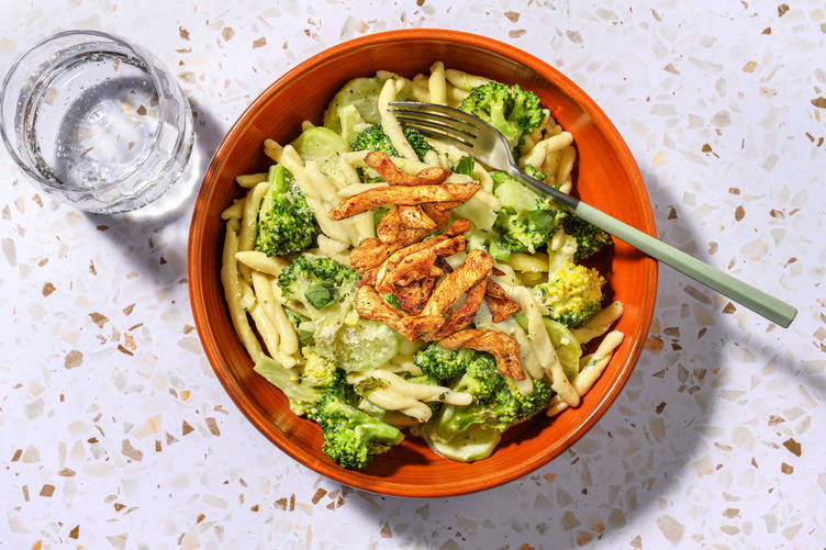 Strozzapreti mit extra Hähnchen