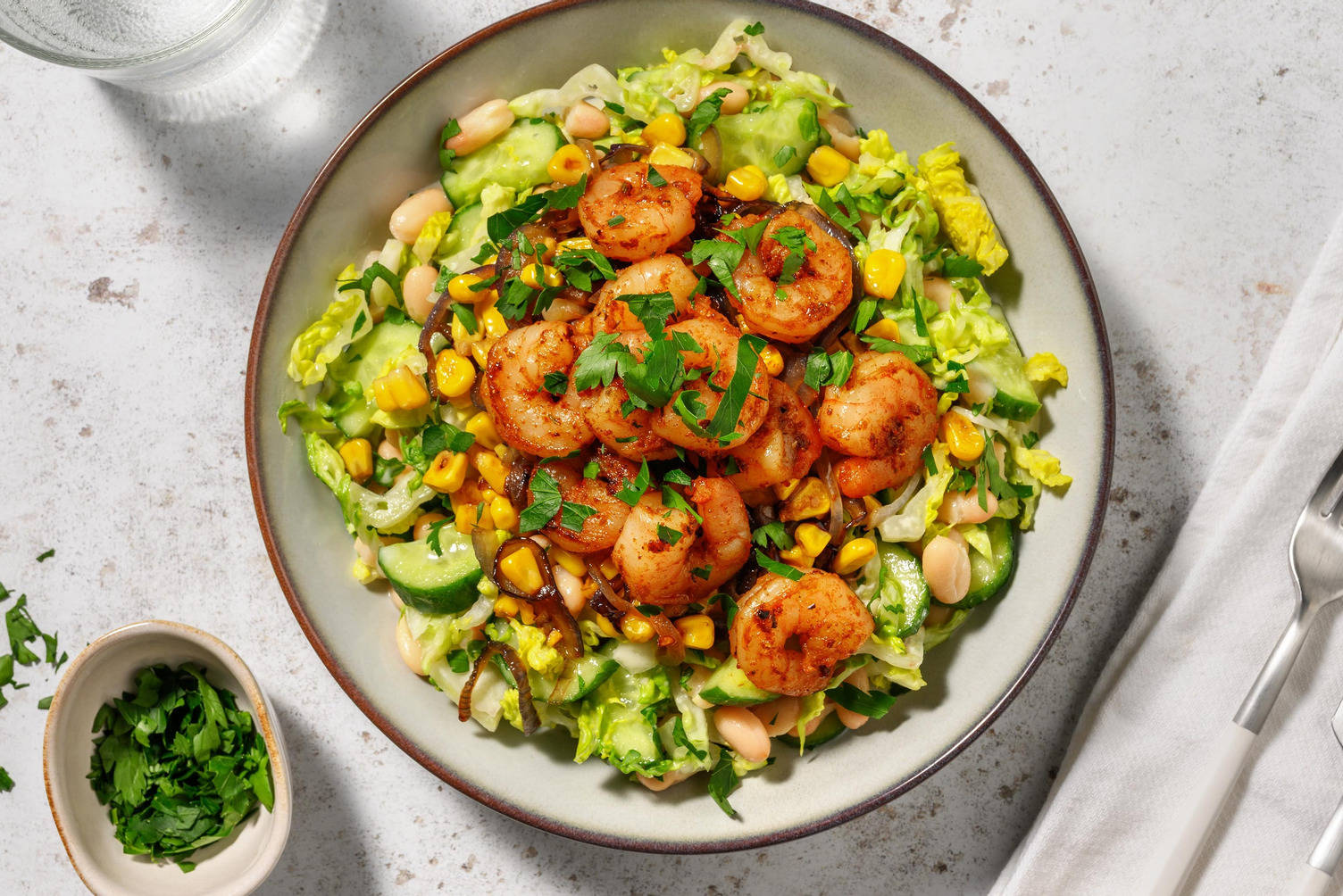 Cajun Garnelen auf Cannellinibohnen-Salat