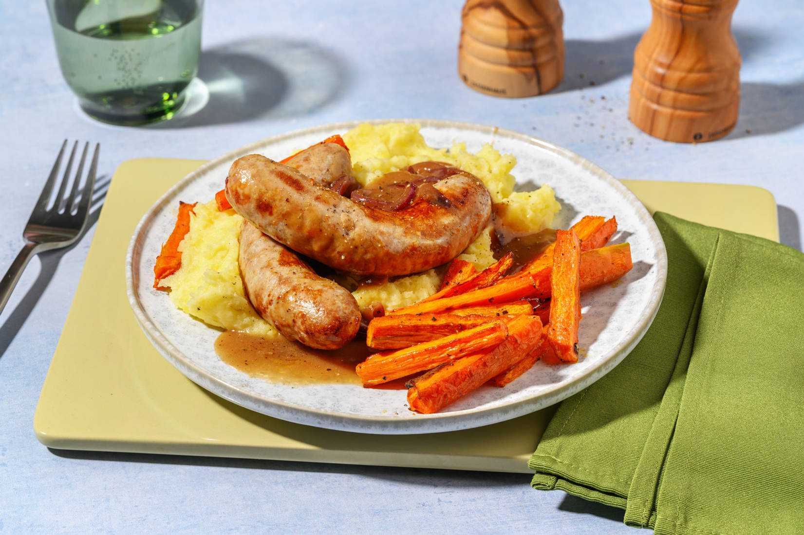 Sausages in Caramelised Red Onion Gravy