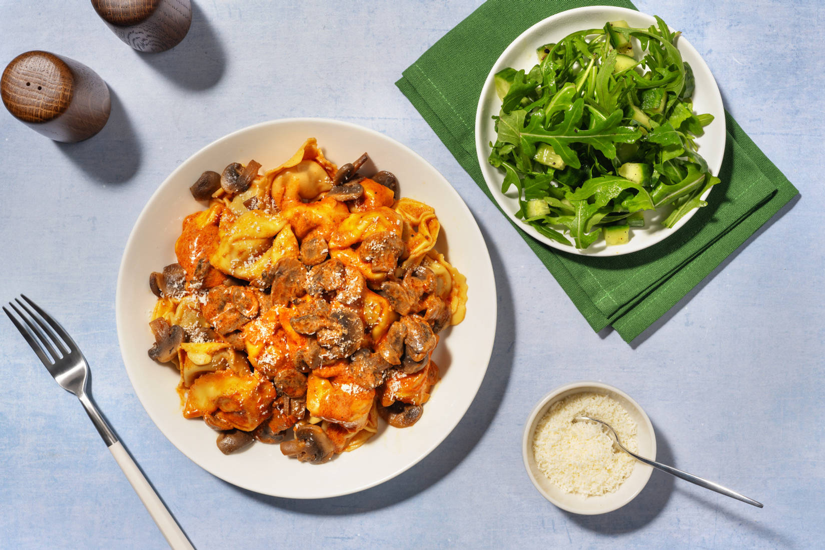 Creamy Gochujang Chicken, Spinach & Ricotta Tortelloni