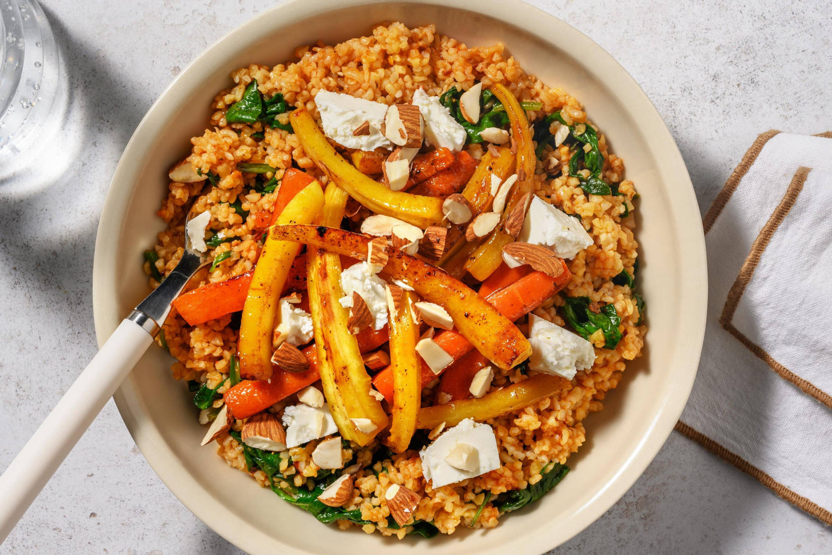 Bulgur met geroosterde wortel en feta