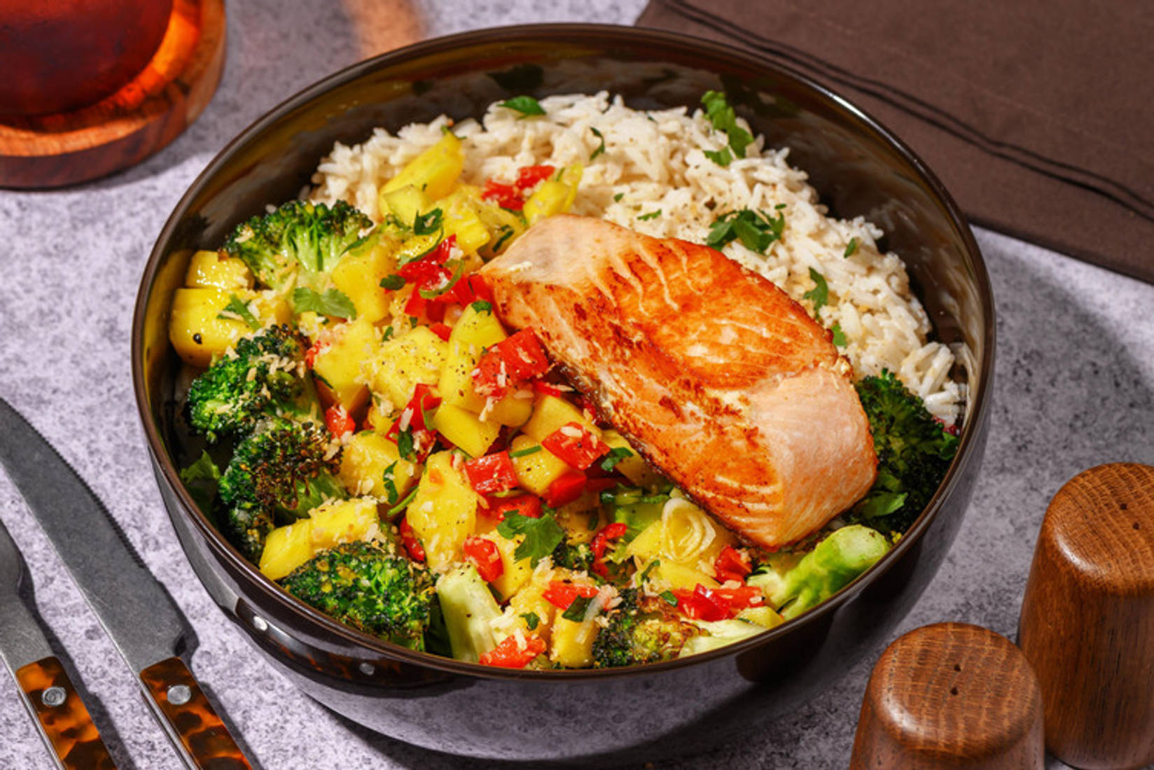 Kuba Kokos Bowl mit extra Lachsfilet