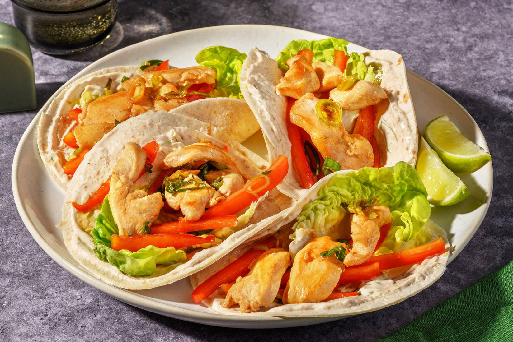 Asia-Tacos mit Bio-Hähnchenstreifen