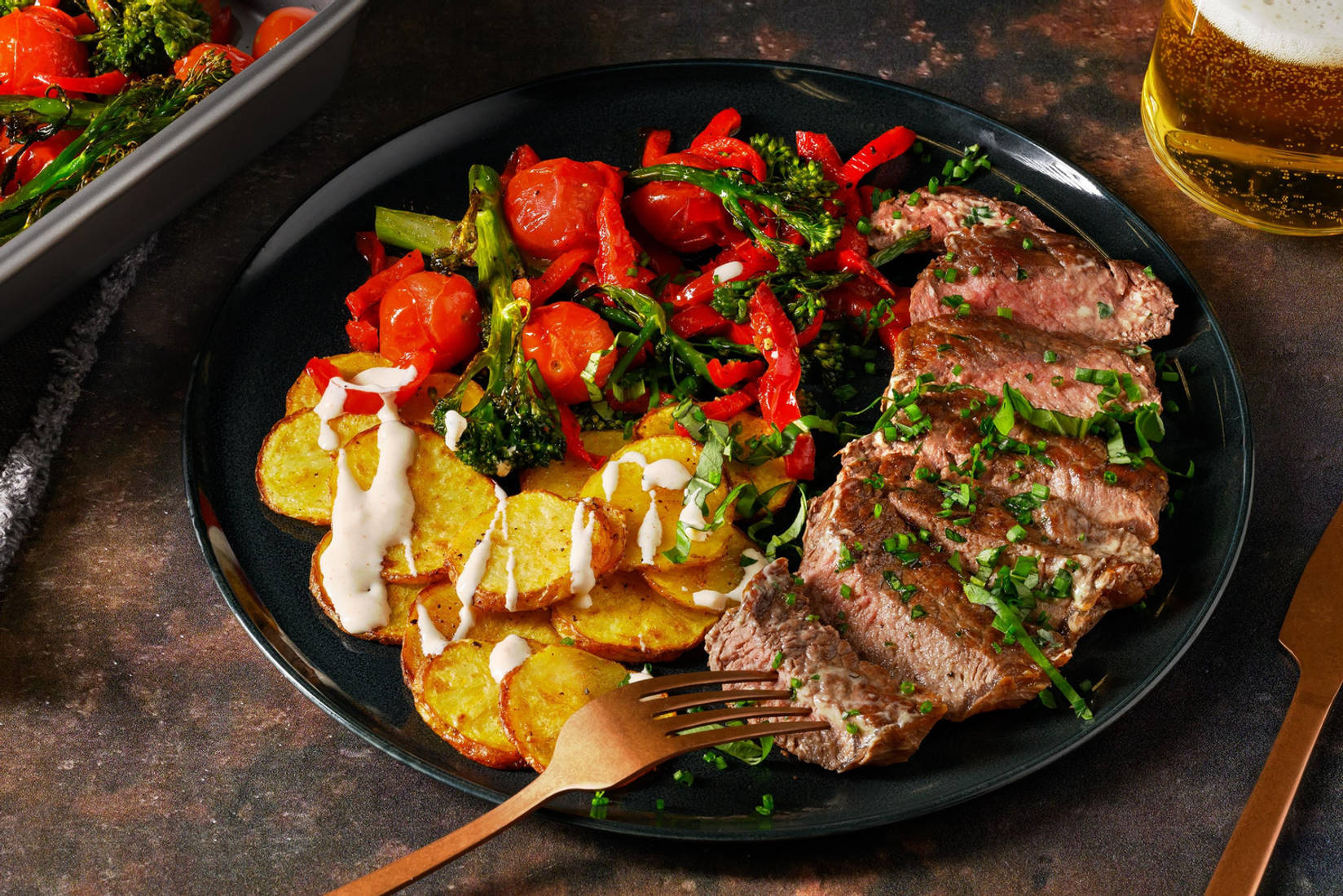 Entrecôte au beurre aux fines herbes maison