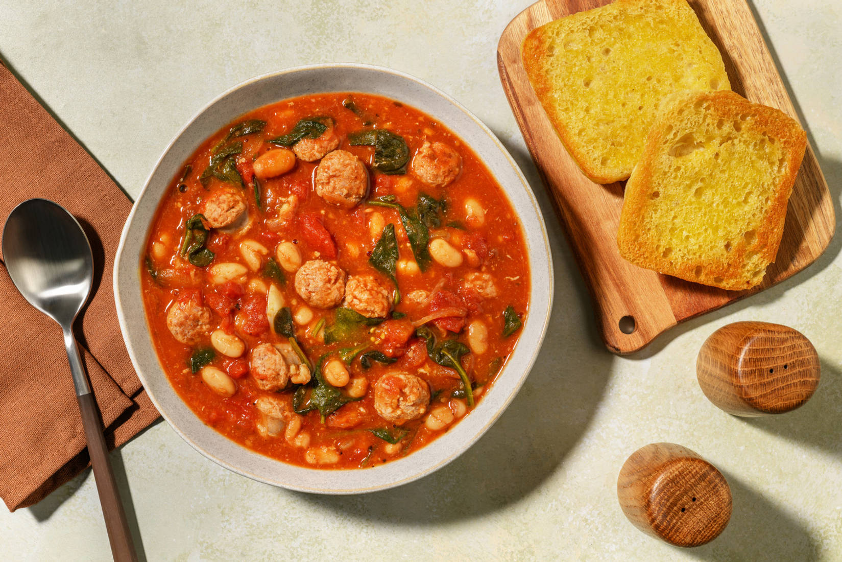 One-Pot Bohnen und Würstli nach Boston Art