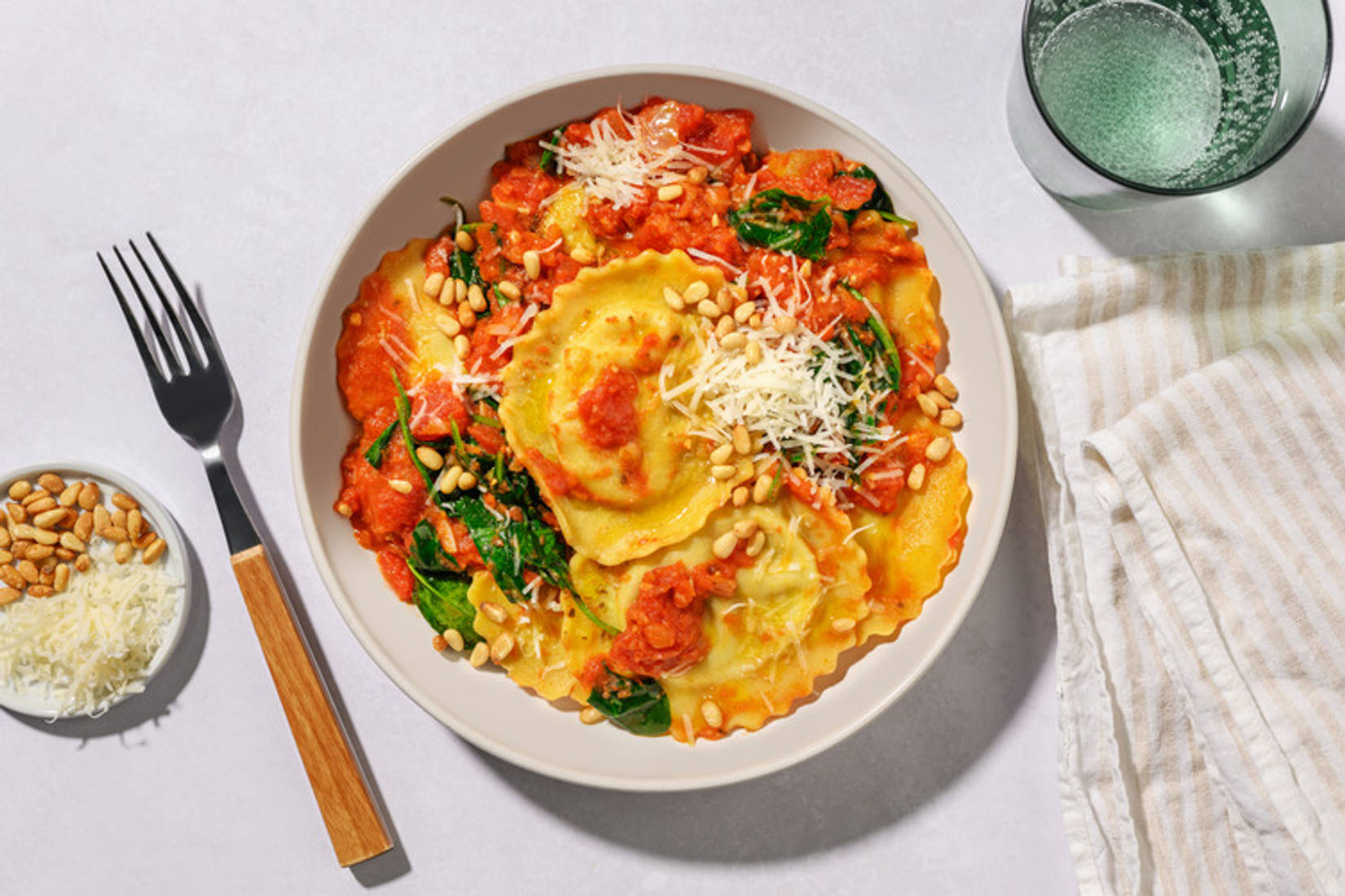 Girasoli in Tomaten-Pesto Sauce