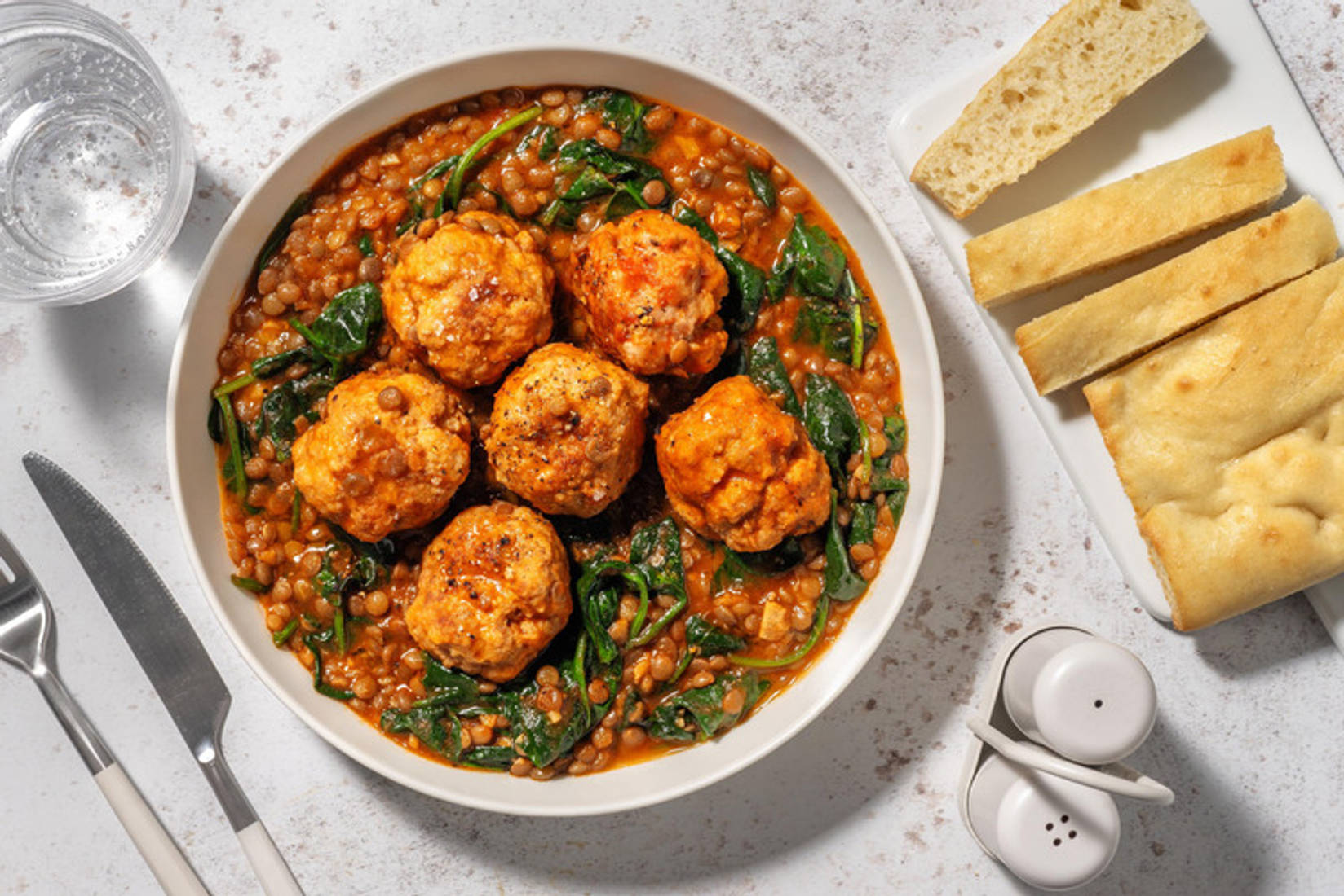 Polpette di pollo pronte al sugo di lenticchie