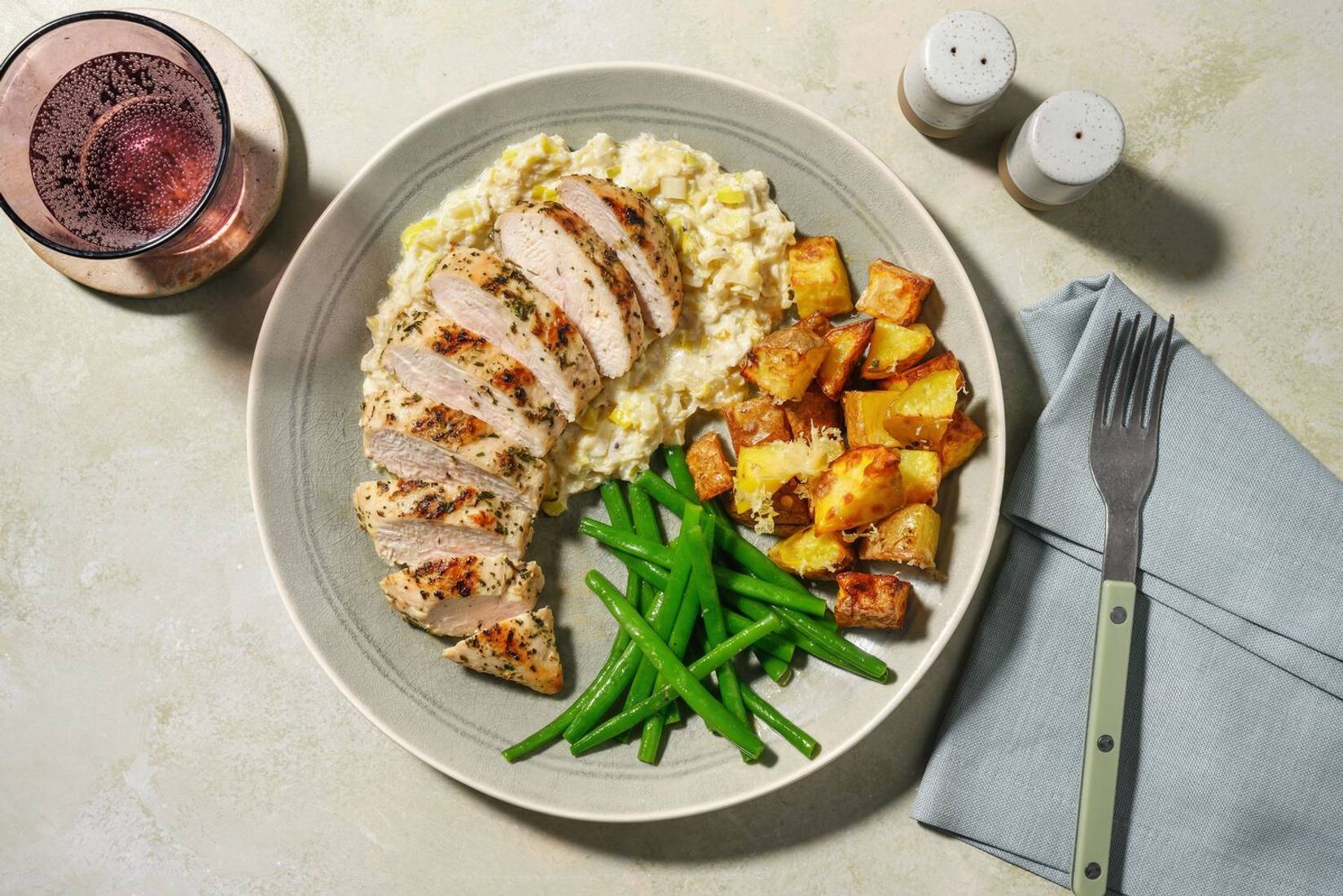 Chicken Breast on Creamy Ricotta Leeks 