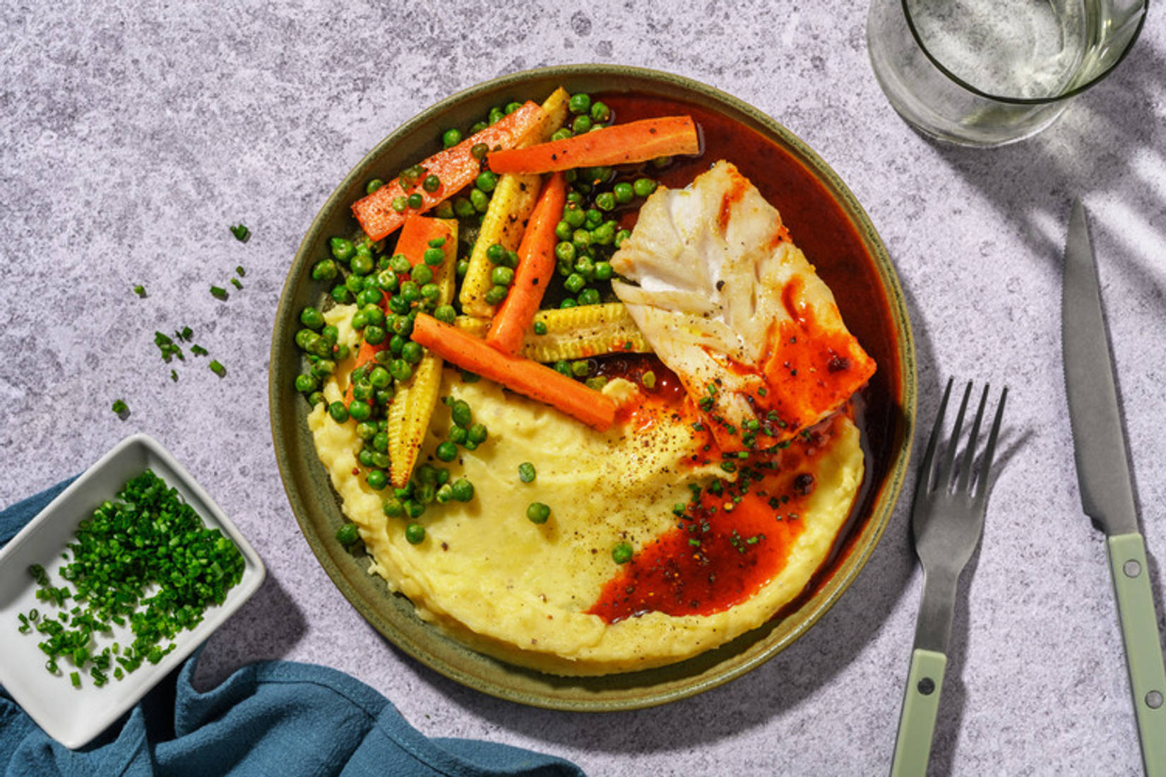 Gochujang Salmon and Pan-fried Veg