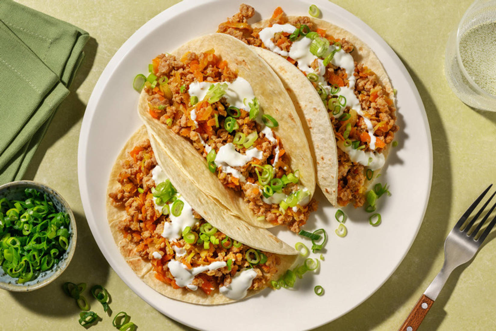 Umami-tacos al maiale macinato e miso