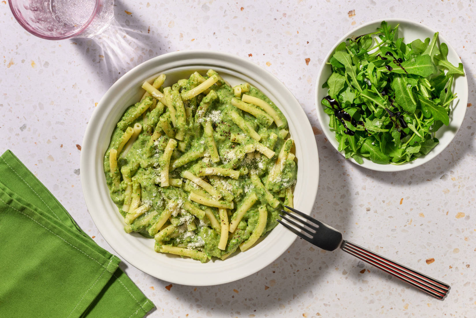 Super Green Cheesy Pesto Macaroni