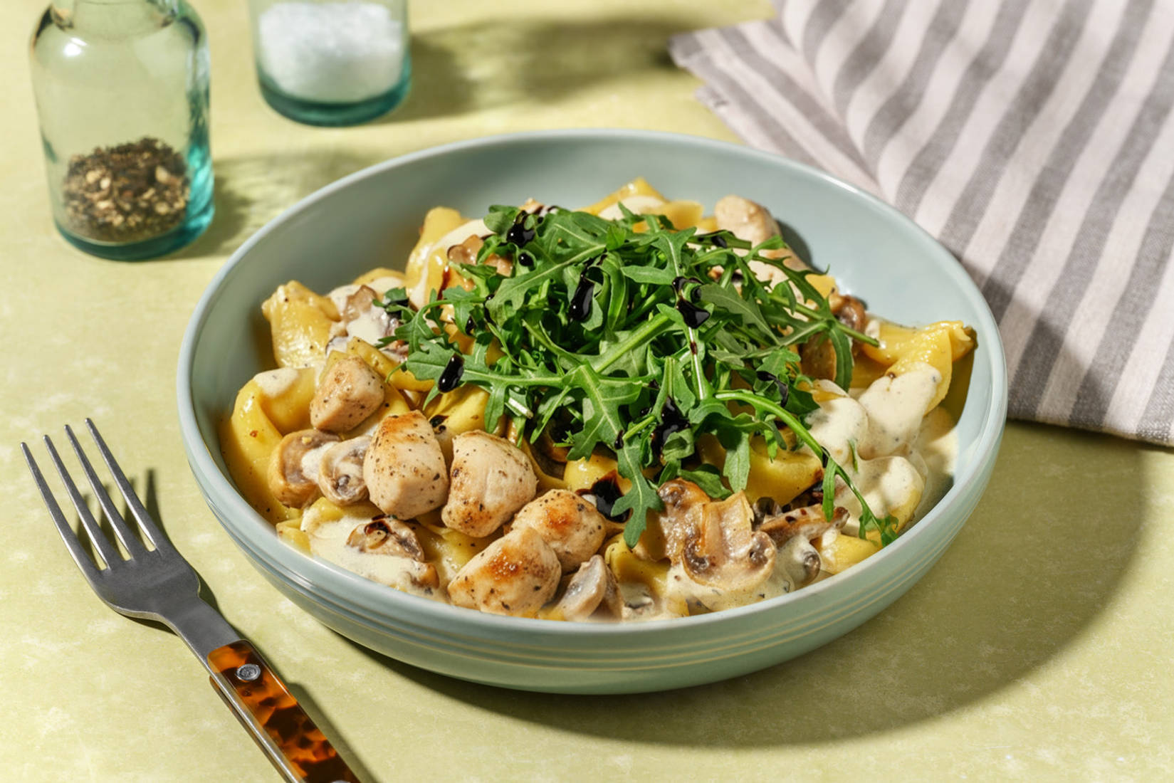 Super Quick Chicken, Spinach and Ricotta Tortelloni