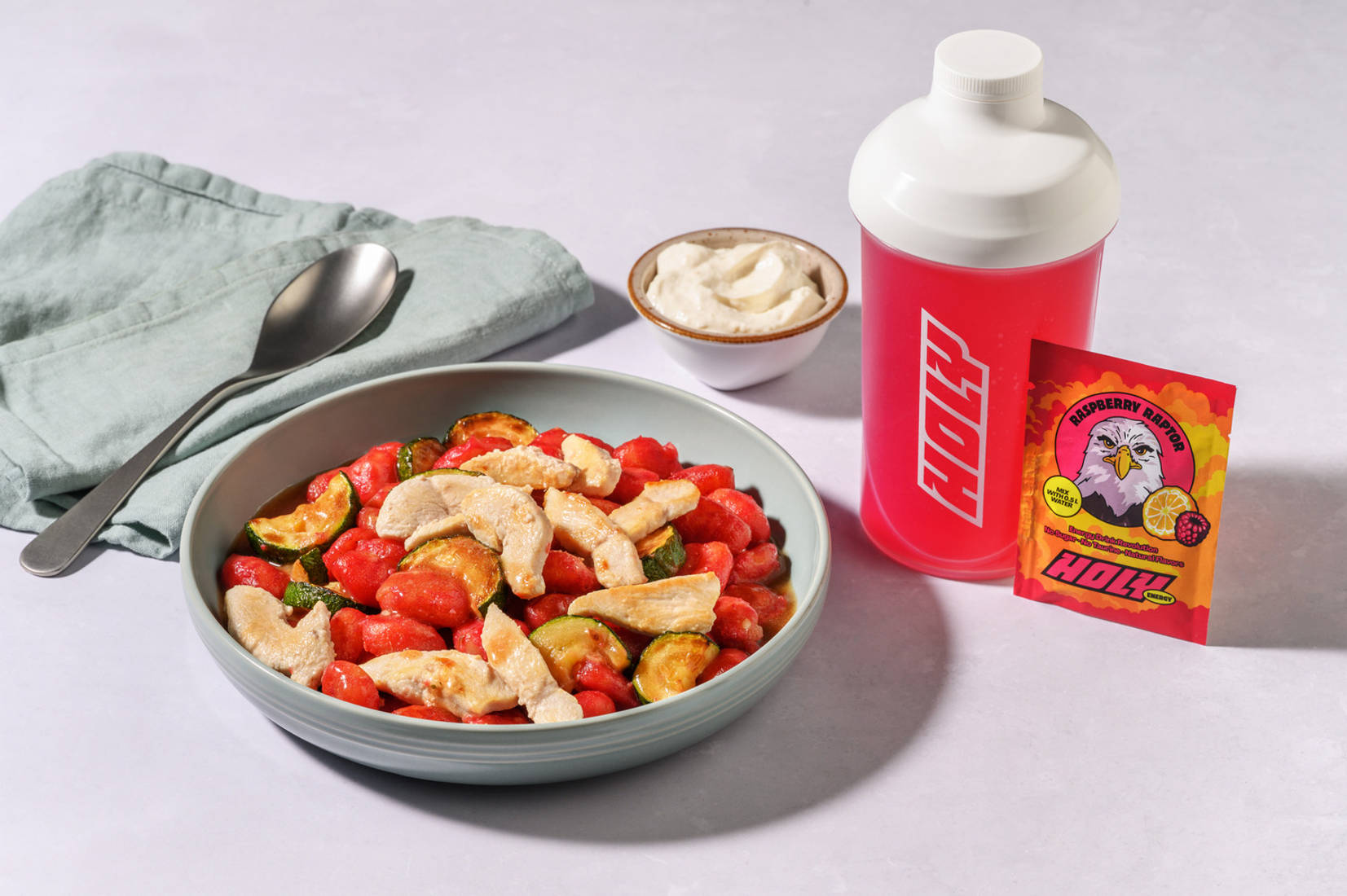 One-Pan Rote Beete-Gnocchi mit Bio-Hähnchen